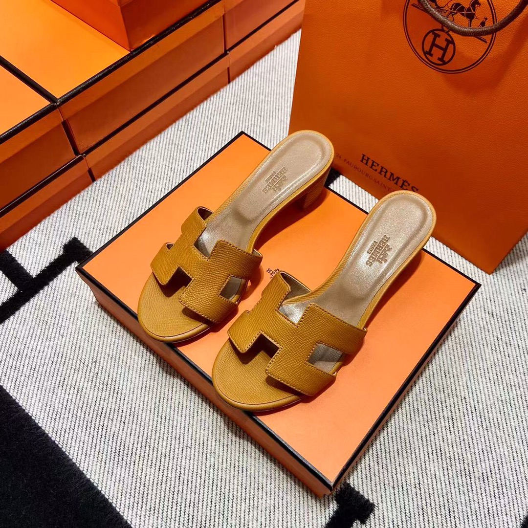 에르메스 올수공 오아시스 슬리퍼 샌들 앱송 64